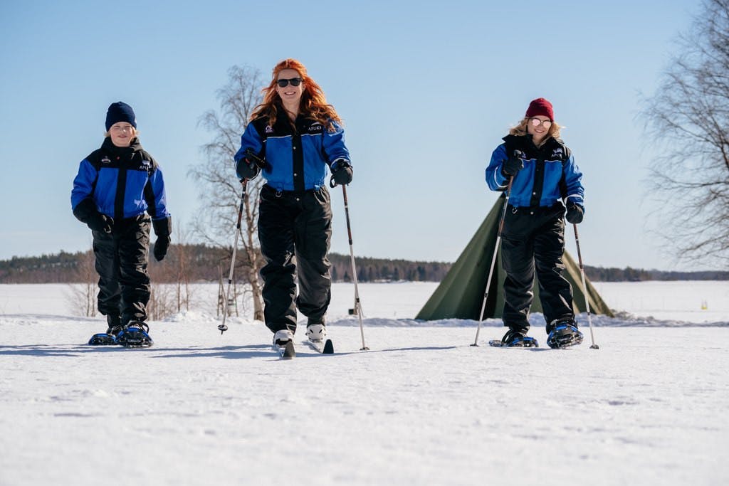 Giornata all'insegna del divertimento sulla neve di Apukka a Rovaniemi