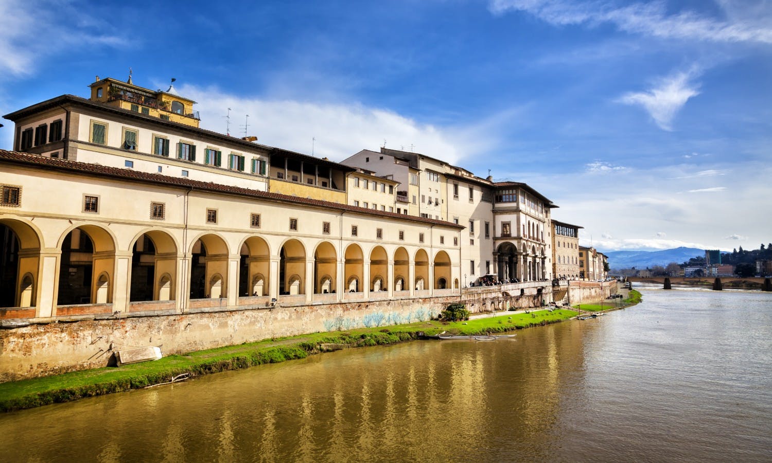Tour a piedi di Firenze con ingresso salta fila per Accademia e Uffizi