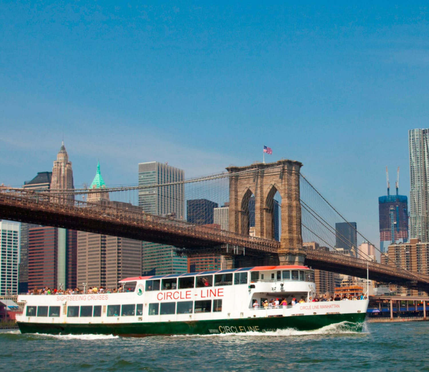 Giro in barca dei monumenti di New York City con guida turistica