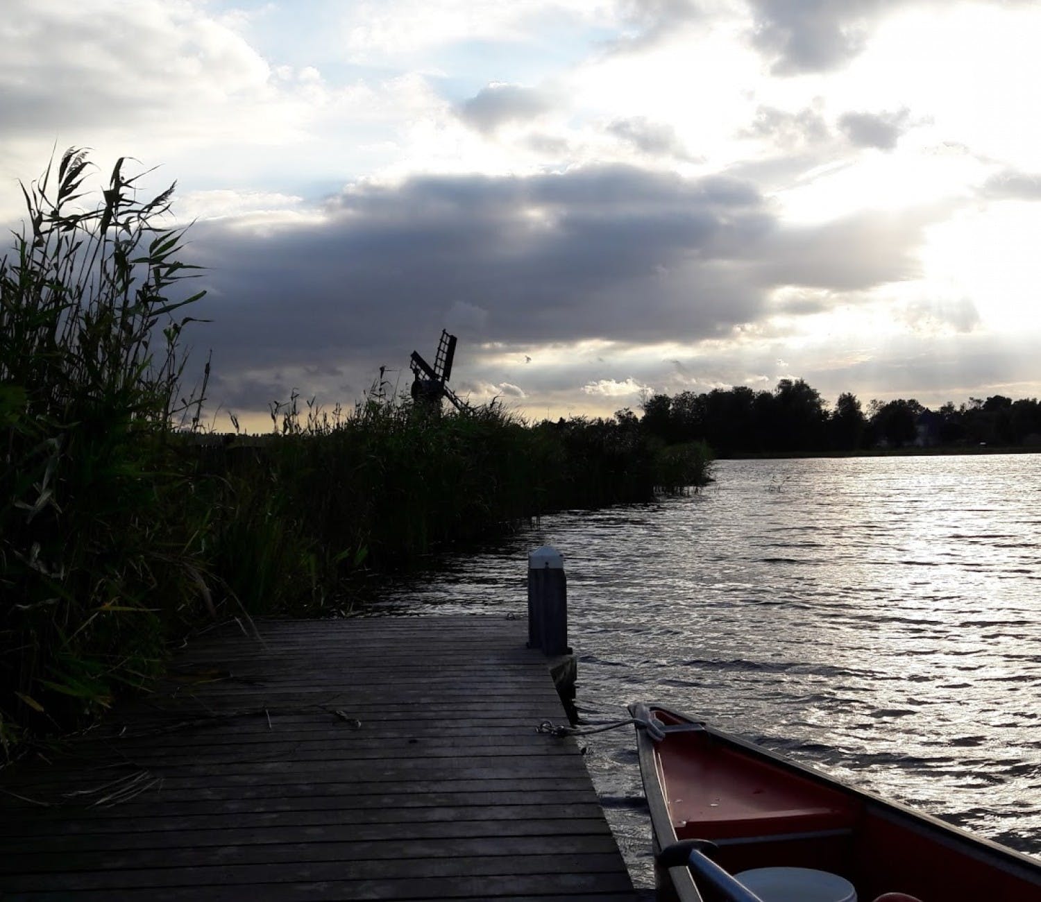 Tour in canoa al tramonto da Amsterdam alla regione del Waterland