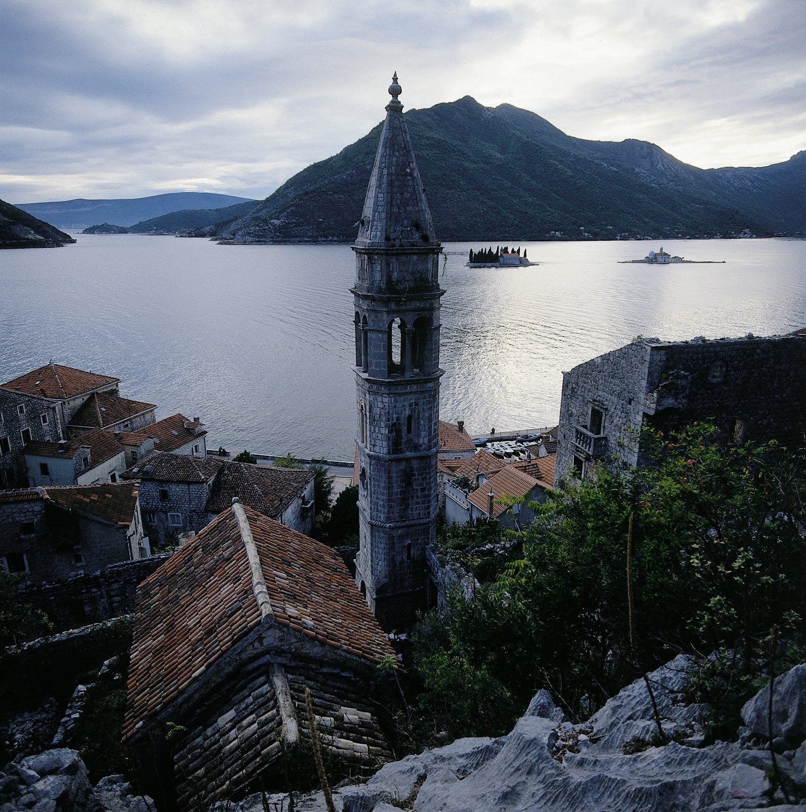 Tour privato di un'intera giornata alla baia di Boka da Dubrovnik