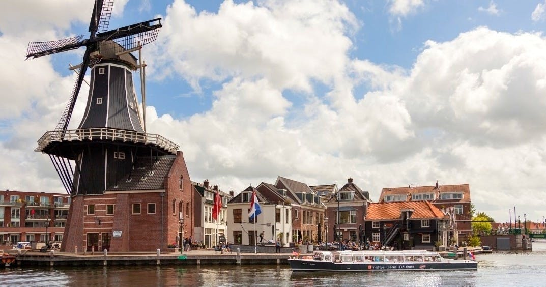 Crociera sul canale dei mulini a vento ad Haarlem